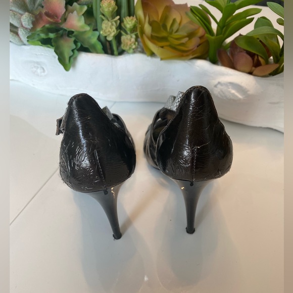 Metallic Marciano Heels - Picture 4 of 5